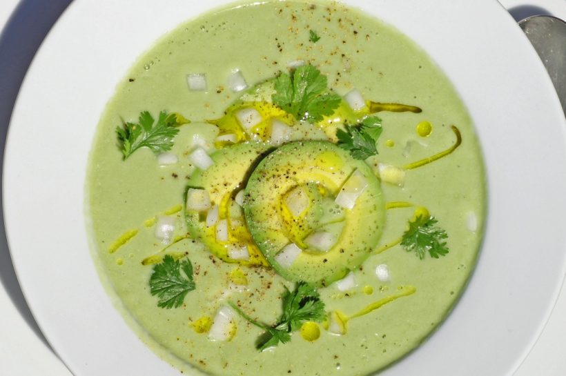 Chilled Avocado Soup Shots with Lime and Cilantro: A Refreshing Summer Starter